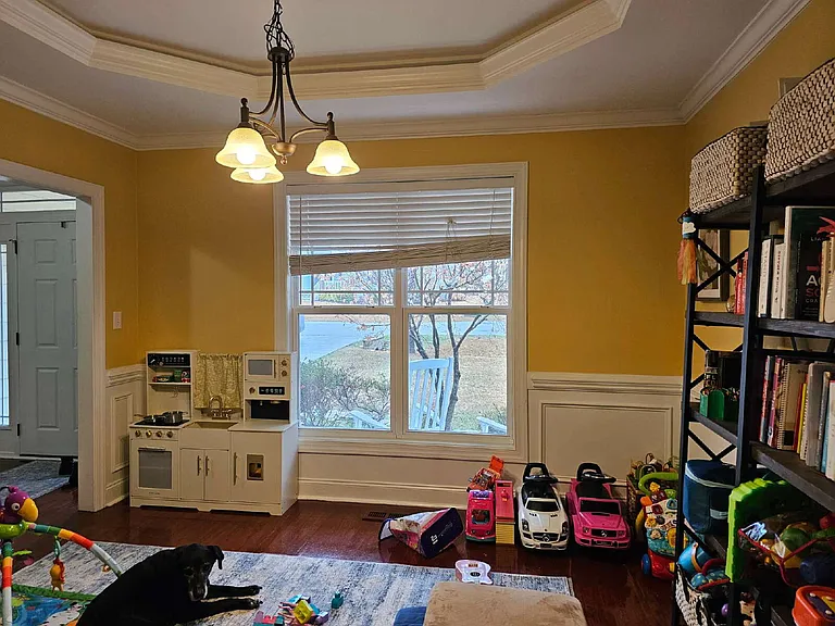 305 Skipping Water Dr — Photo 9