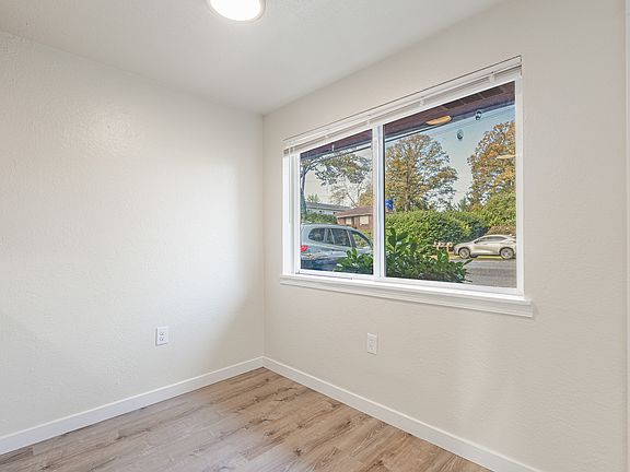 4th image of 9212 Kenwood Dr SW APT 4
