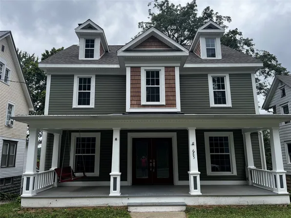 685 Chestnut St, Meadville, PA 16335