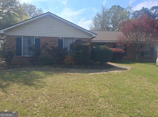 127 Foxwood Cir, Bonaire, GA