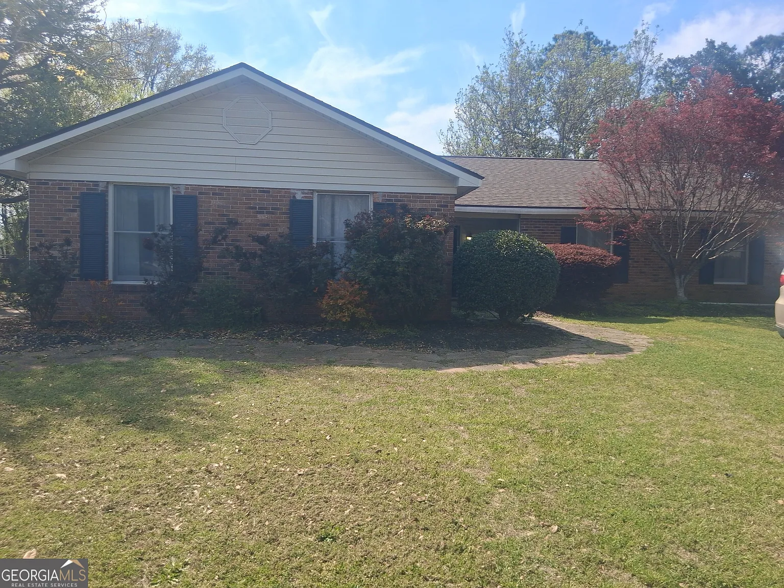 127 Foxwood Cir photo 1