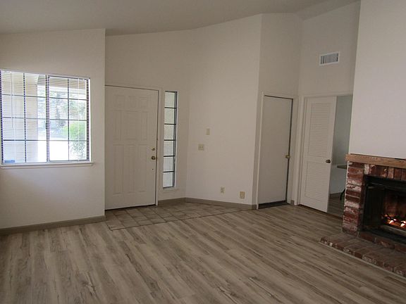 4th image of 4628 Golden Aspen Dr