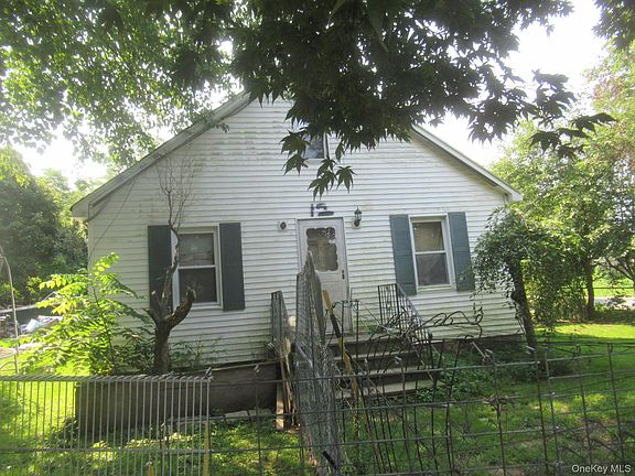 3rd image of 12 Lottie Road