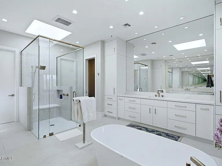 6461 E Crested Saguaro Ln — Photo 28