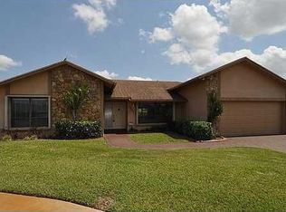 7641 NW 12th Ct, Plantation, FL 33322