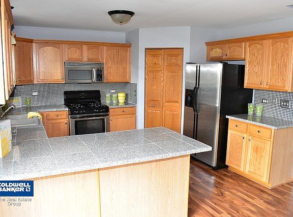 4th image of 1809 Westbrook Ct