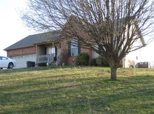 190 Rose St, Greenbrier, TN 37073