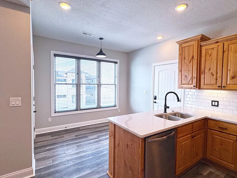 The BLVD Apartments — Photo 15