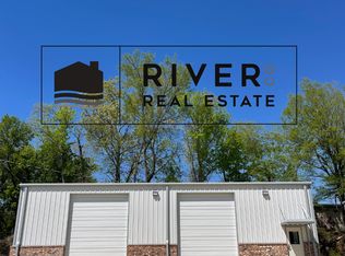 736 Thompson St #736, Florence, AL 35630