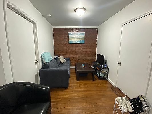 5th image of 237 E 2nd St #A1