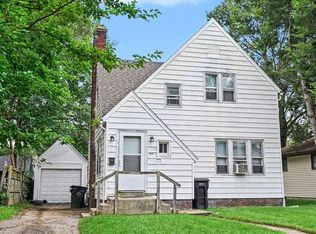 1641 N Johnson St, South Bend, IN 46628