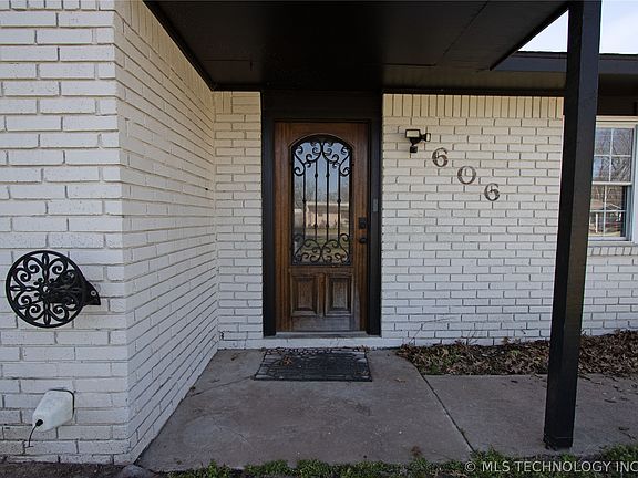 3rd image of 606 S Lincoln Ave