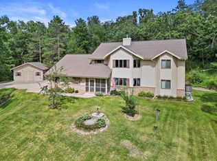 W361S4901 Wildflower COURT, Dousman, WI 53118