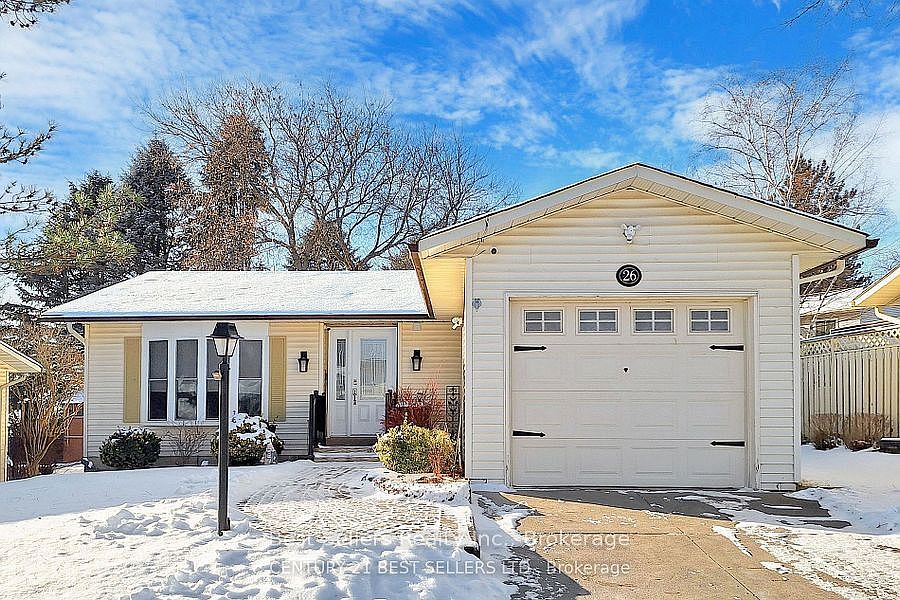 1st image of 26 Tecumseth Pines Dr