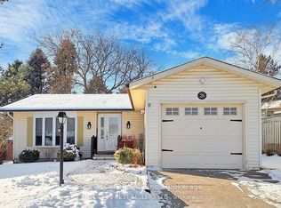 26 Tecumseth Pines Dr, New Tecumseth, ON L0G1W0
