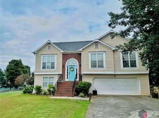 839 Lodgeview Dr, Bethlehem, GA 30620