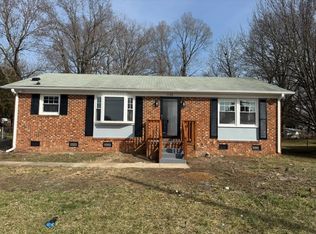 1100 Lombardy St, Greensboro, NC 27405