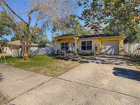 2nd image of 6811 N Blvd