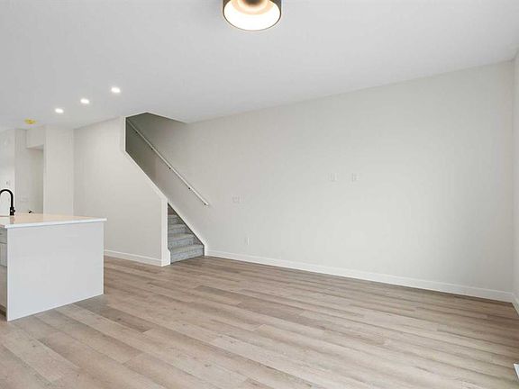 5th image of 8808 W 48th St NE