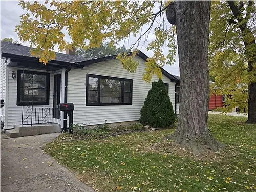 4905 143rd Pl Photo 1