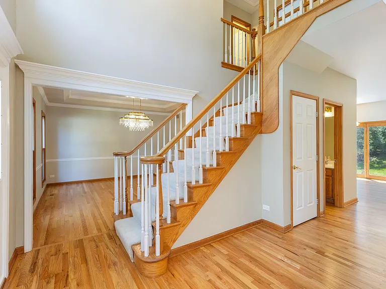 1018 Stockton Ct — Photo 9