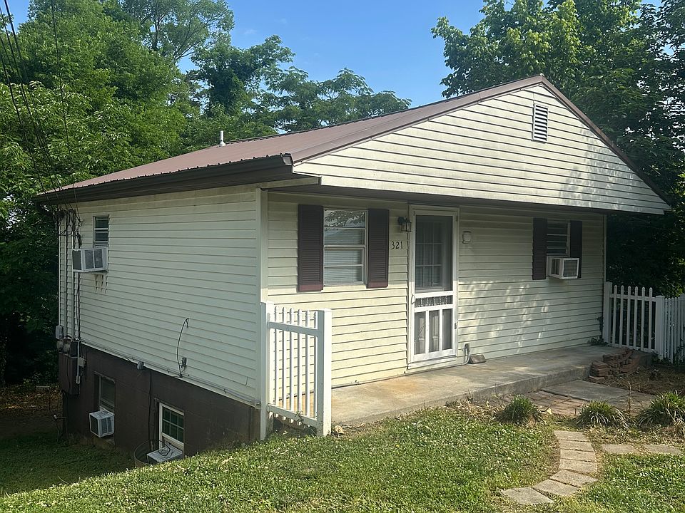 1st image of 321 Landau Dr #323