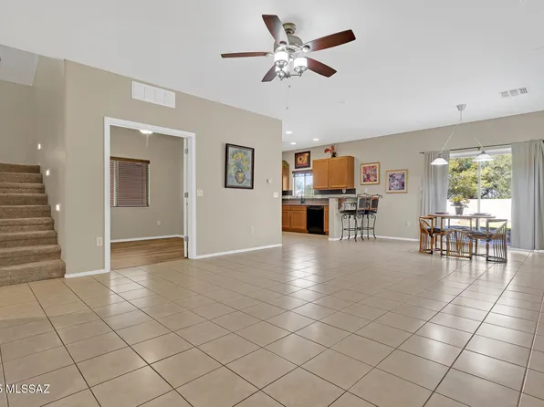 1007 E Mount Shibell Dr, Sahuarita, AZ 85629