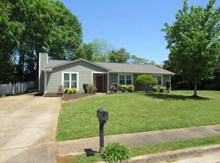 4 Glenda Ln, Greenville, SC 29607
