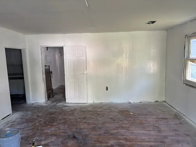 2949 Fox Bridge Rd — Photo 3