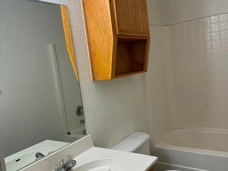 3312 Cantabrian Dr #D — Photo 12