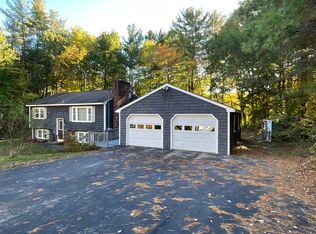 15 Cedar St, Casco, ME 04015