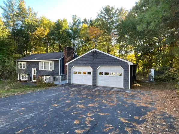15 Cedar Street, Casco, ME 04015