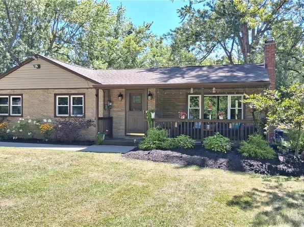 1894 Harvey Rd, Grand Island, NY 14072