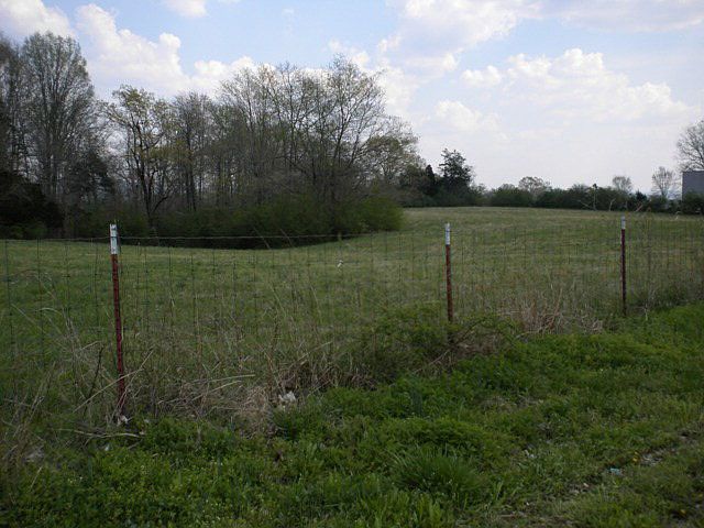 2nd image of 3163 Ester Jones Rd