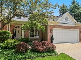 11300 W Monticello Pl, Westchester, IL 60154