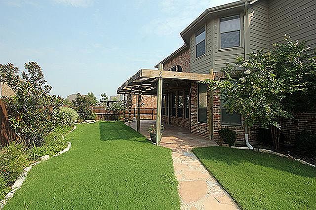 2nd image of 2102 Sweet Adeline Ln
