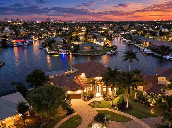 80 Anchor Ct, Marco Island, FL 34145