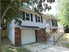 1st image of 6011 N Devonshire Dr