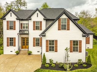 2019 Eagle View Rd, Hendersonville, TN 37075