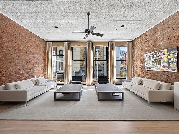 2nd image of 71 Warren St APT 2