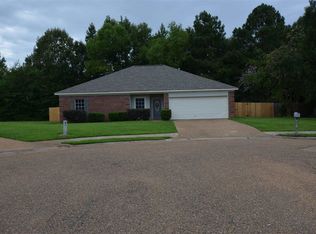 315 White Oak Dr, Brandon, MS 39047