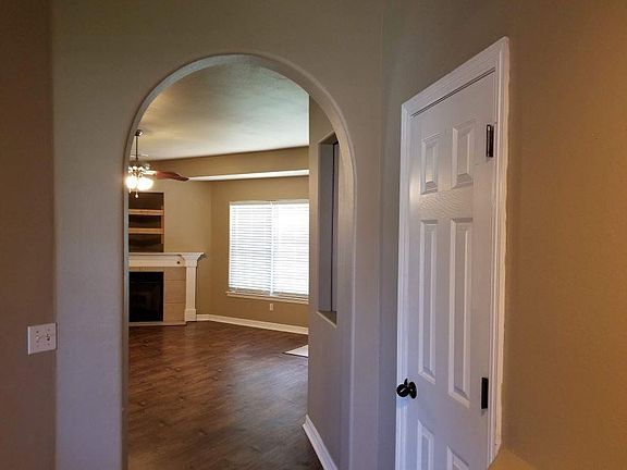 3rd image of 1703 N America Ct
