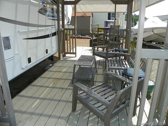 4th image of 107 Brit Ln