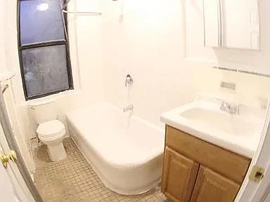 4th image of 2825 Grand Concourse #A5