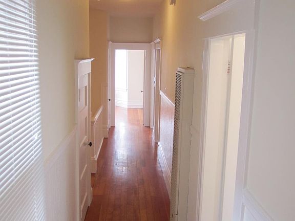 4th image of 1253 Pacific Ave
