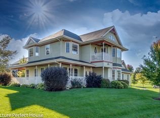 1802 Candleberry Ln, Yorkville, IL 60560