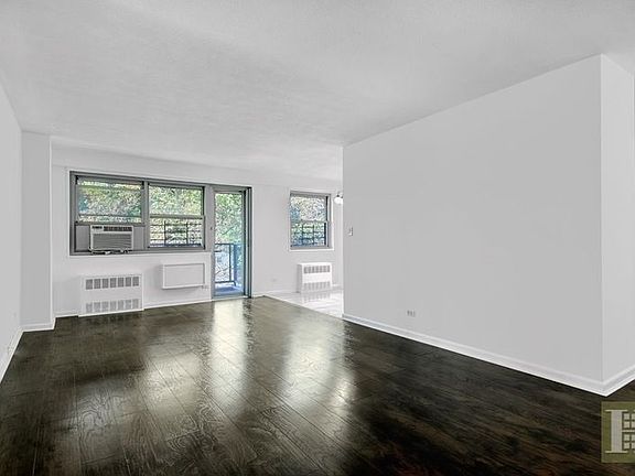 2nd image of 3410 De Reimer Ave APT 3D