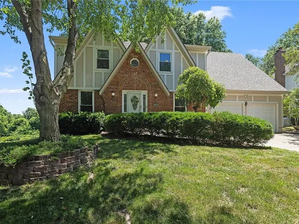 5907 N Jackson Dr, Kansas City, MO 64119