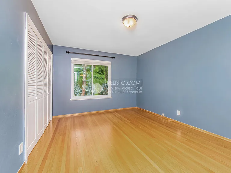 37 Crestmont Dr — Photo 17
