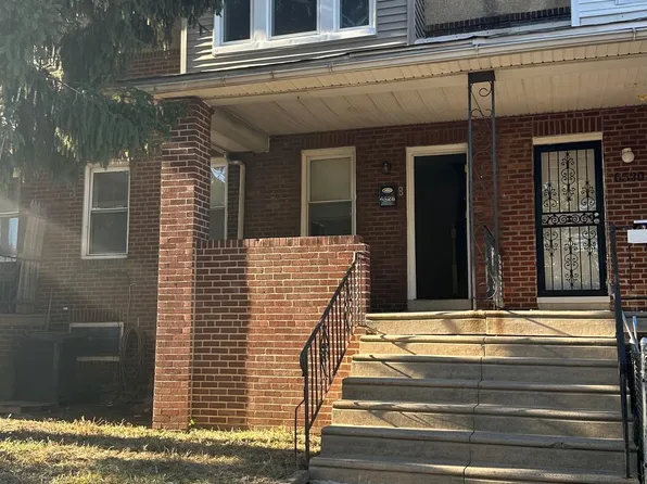 6528 Hegerman St, Philadelphia, PA 19135